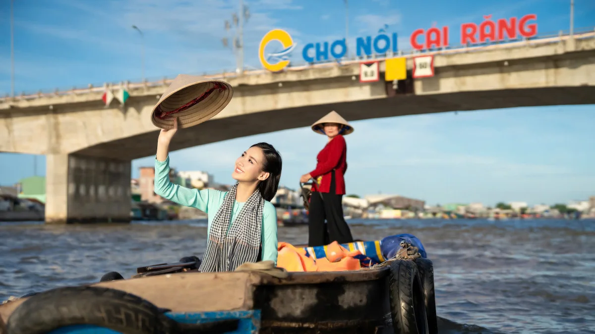 Cai Rang Floating Market in Can tho