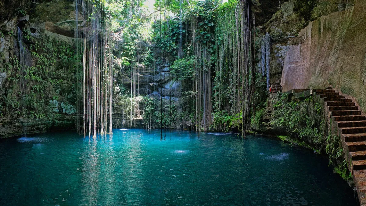 Cenote Ik Kil