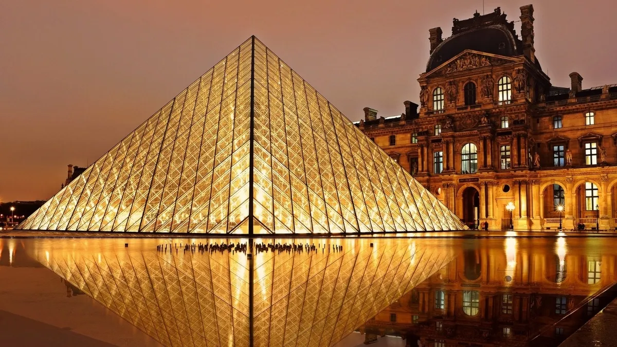 Louvre Museum