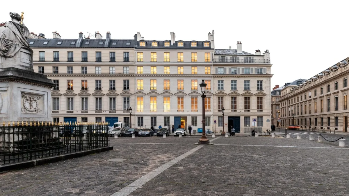 Place du Palais Square