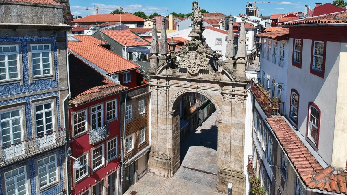 Arco da Porta Nova