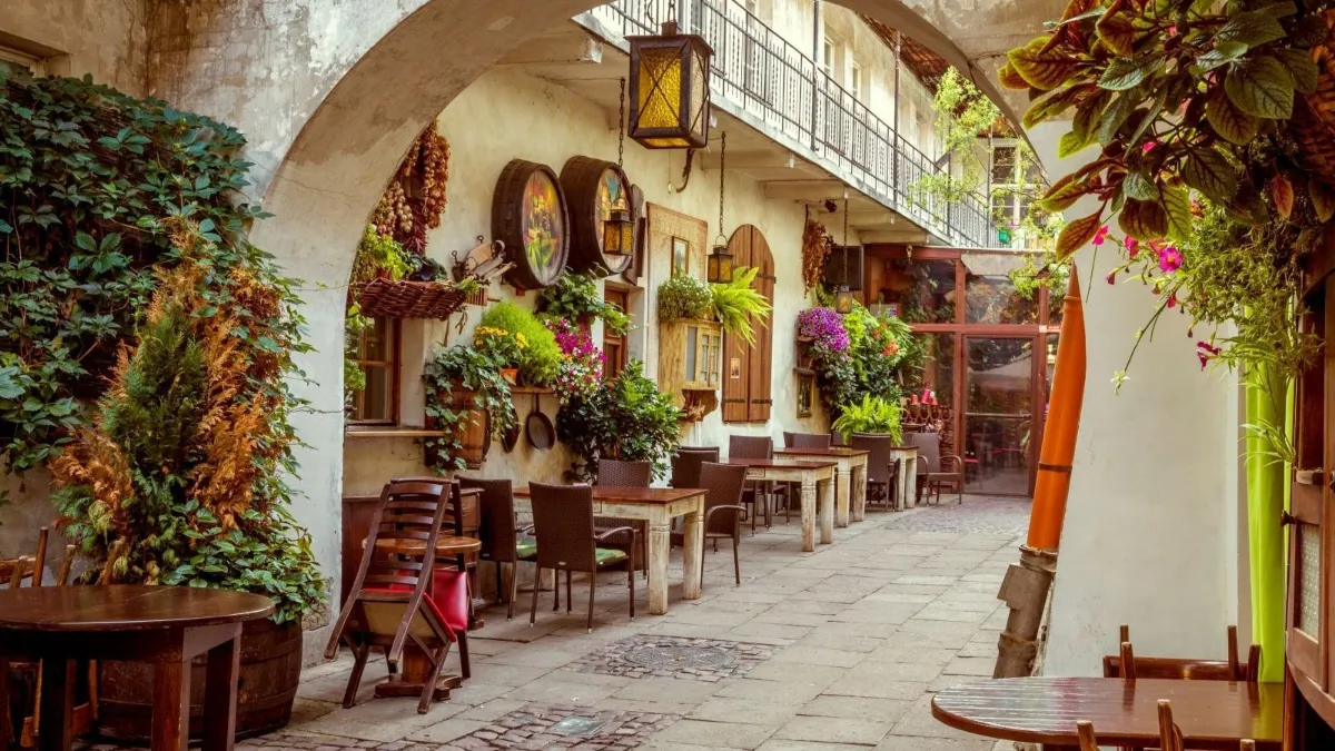 Kazimierz Jewish District