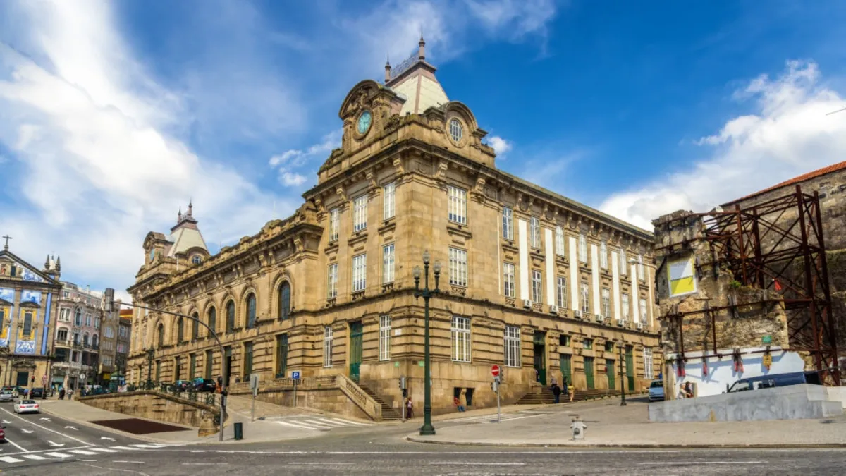São Bento Railway Station