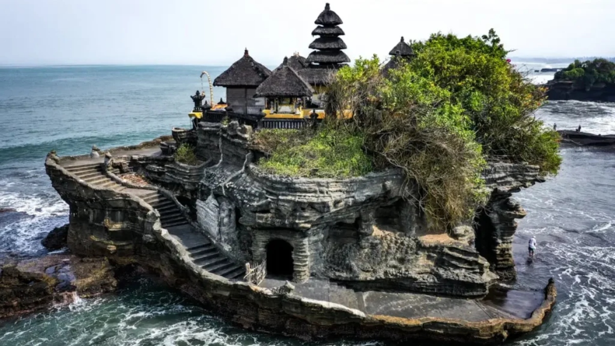 Tanah Lot Temple