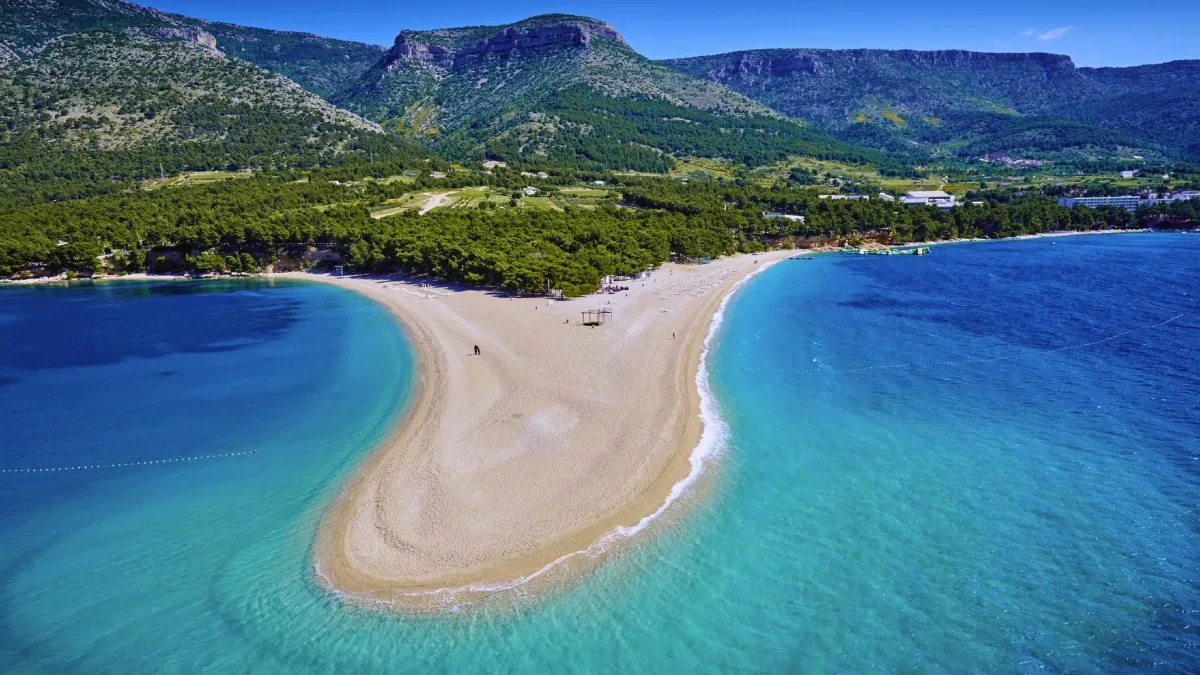 Zlatni Rat Beach